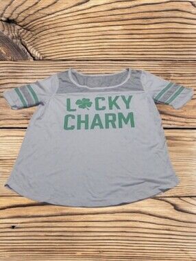 WOMEN'S GRAYSON/THREADS LUCKY CHARM SHIRT